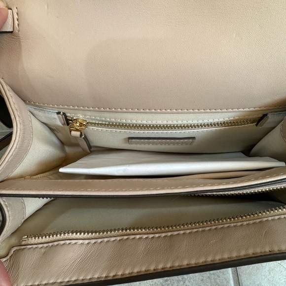 ❤️ Tory Burch Quilted Leather Crossbody Bag - Picture 7 of 9